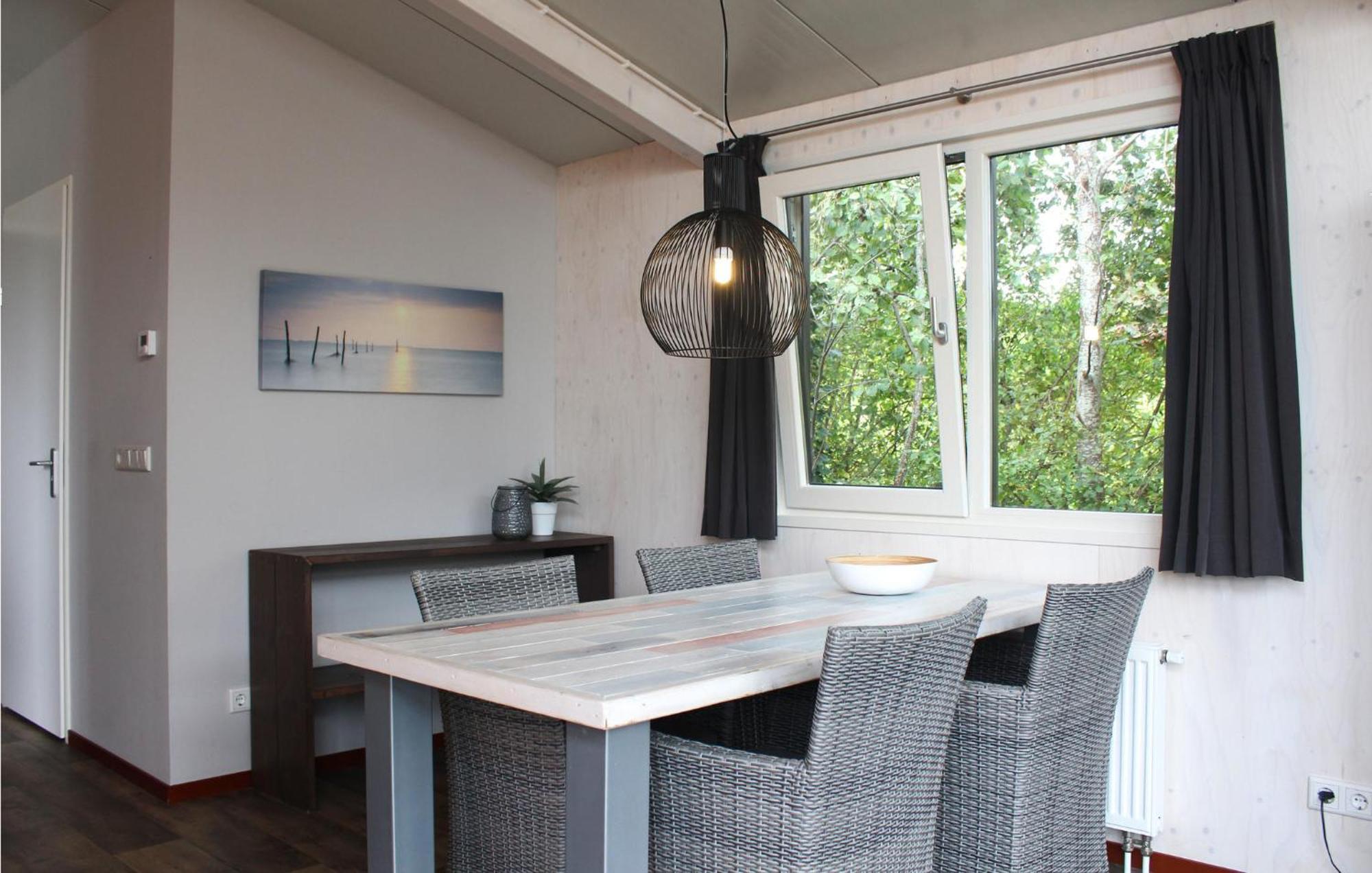 Beautiful Home In Sint-Annaland With Wifi Zewnętrze zdjęcie
